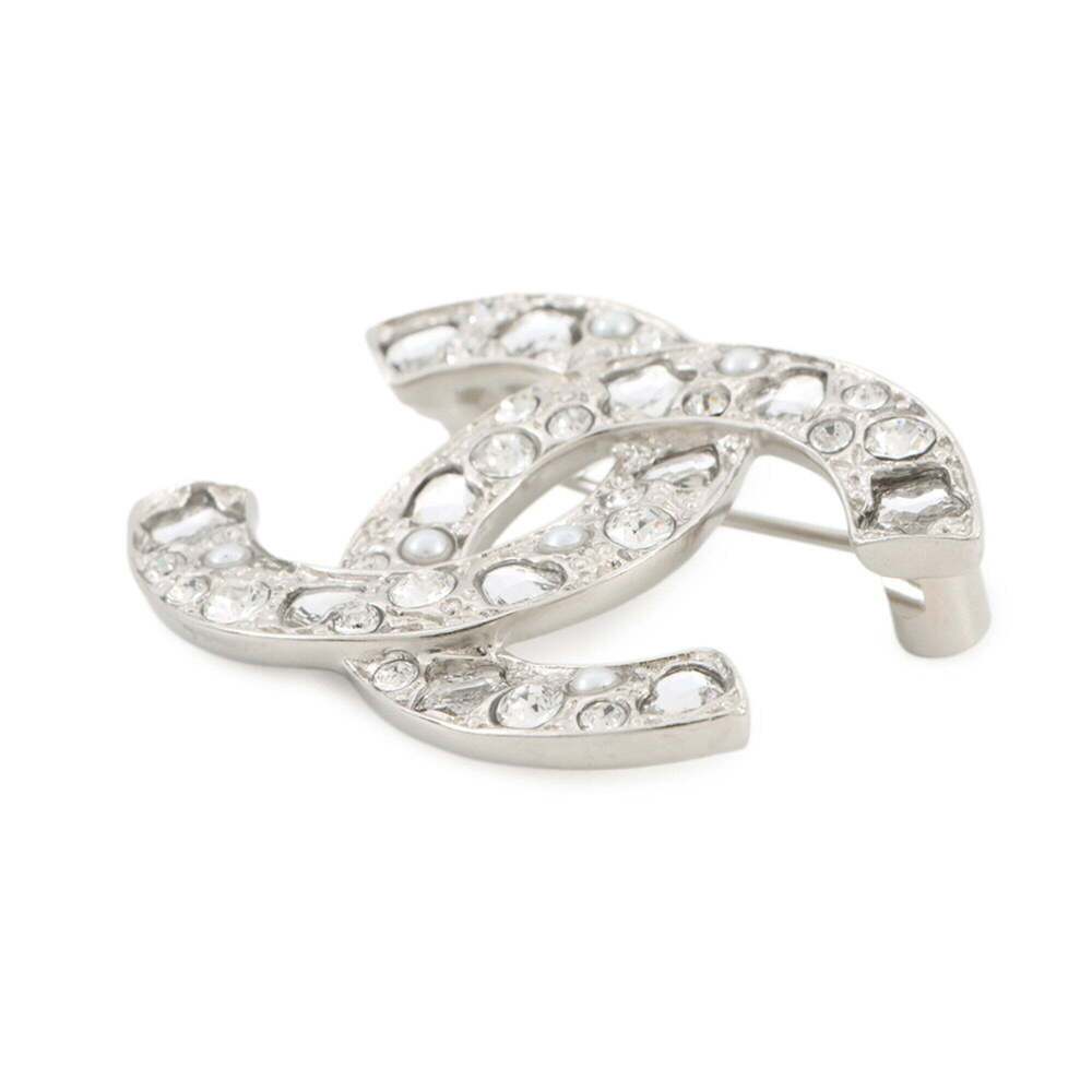 CHANEL Silver Pearl Logo Brooch - Picture 2 of 7